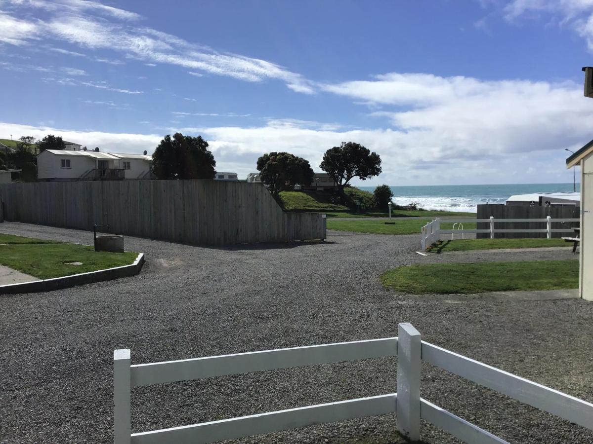 Castlepoint Holiday Park & Motels Exterior photo
